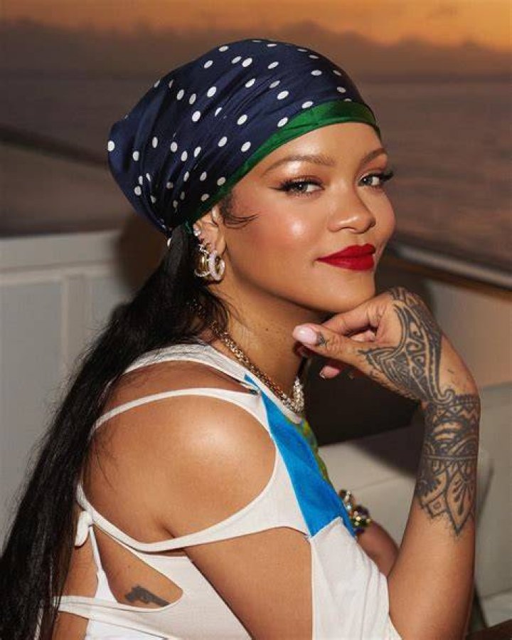 Rihanna "I've Wanted Dreads Since I Was 14 Now I Got Them" Urban Islandz