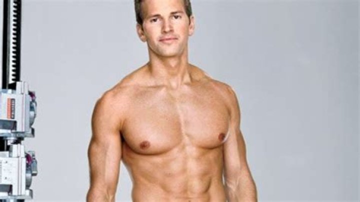 Ripped Congressman Aaron Schock Denies Using Campaign Funds For Fitness