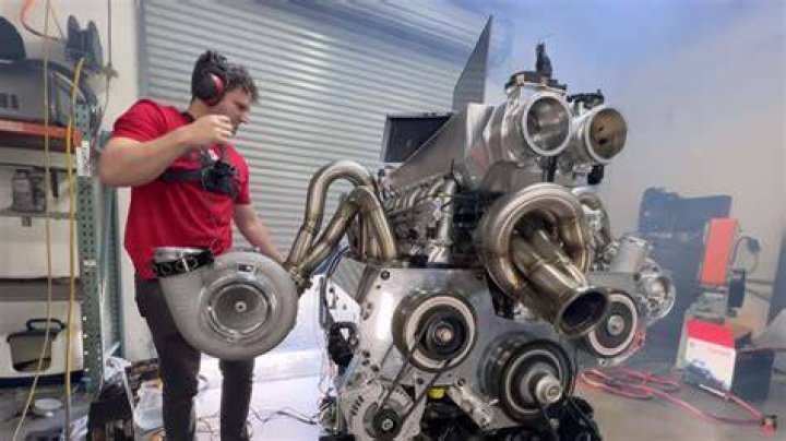 Rob Dahm's Monster RX7 Spits Flames As It Shows 1,000 Horsepower On