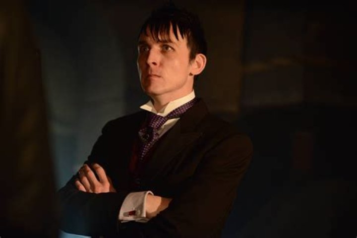 Robin Lord Taylor Robin Lord Taylor fotografia (38152768) fanpop
