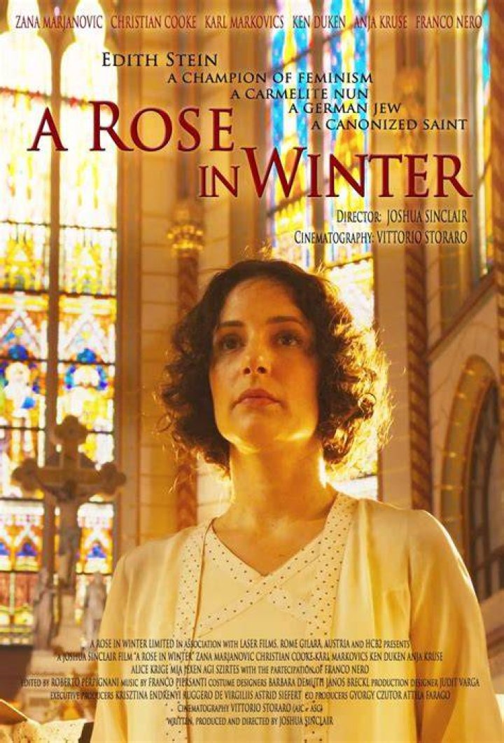 Rose Williams AdoroCinema