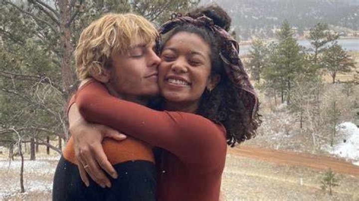 Ross Lynch and Jaz Sinclair Complete Relationship Timeline