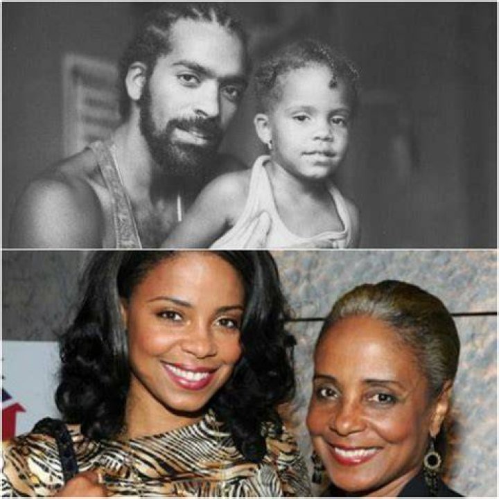 Sanaa Lathan with her Mother and Father.. blackladies