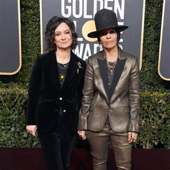 Sara Gilbert & Linda Perry from Celebs Who've Come Out as Gay E! News