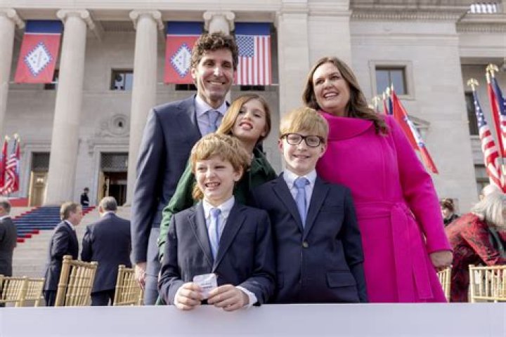 Sarah Huckabee Sanders’ Husband Bryan Sanders (Bio, Wiki)