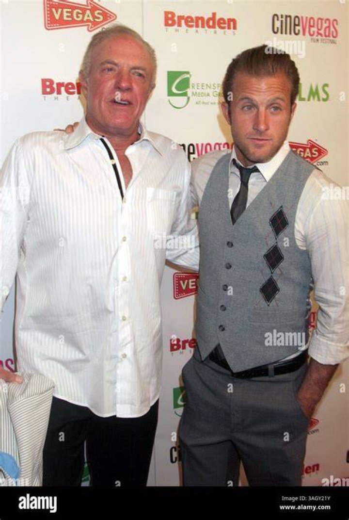 Scott Caan Photos Photos Premiere Of HBO Original Series' "Entourage