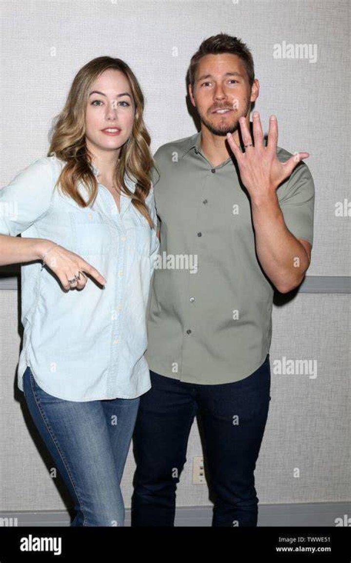 Scott Clifton and Annika Noelle Open up About B&B's Baby Swap Story