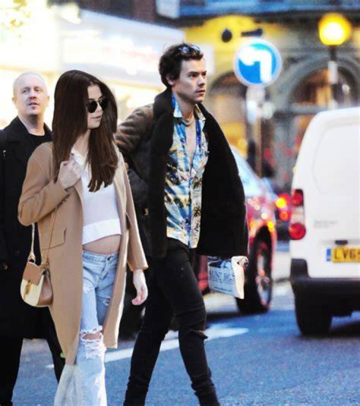 Selena Gomez Gossip Selena Gomez baby bump?