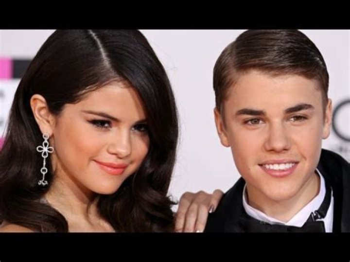 Selena Gomez Was Allegedly Pregnant By Justin Bieber, Suffered A Miscarriage In 2012, Says