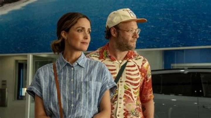 Seth Rogen & Rob Lowe's Bromance is Alive for the Annual Hilarity for