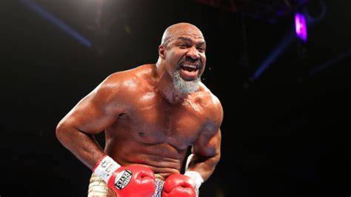 Shannon Briggs targets world title after announcing comeback Boxing