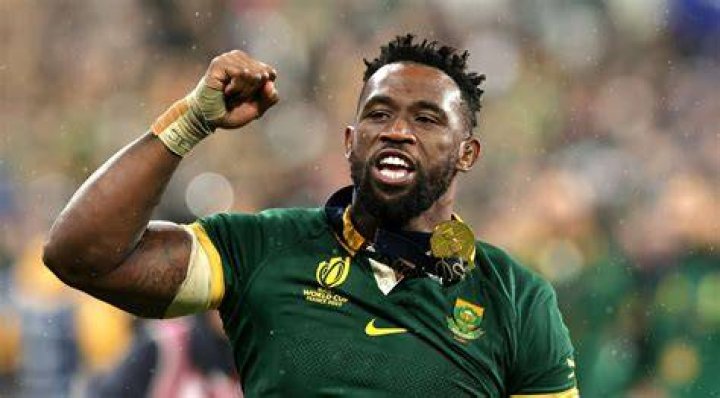 Siya Kolisi Net Worth & Salary | How Much Does He Earn | His Annual Income Siya Kolisi