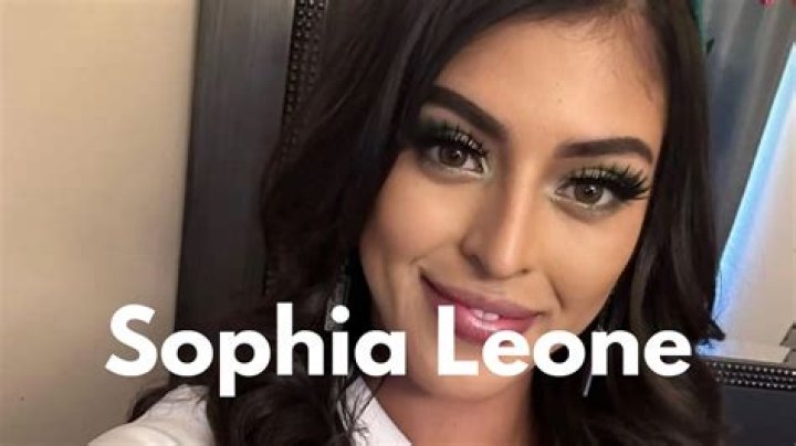 Sophia Choi Biography Wiki, Husband, Net Worth, Married, Family