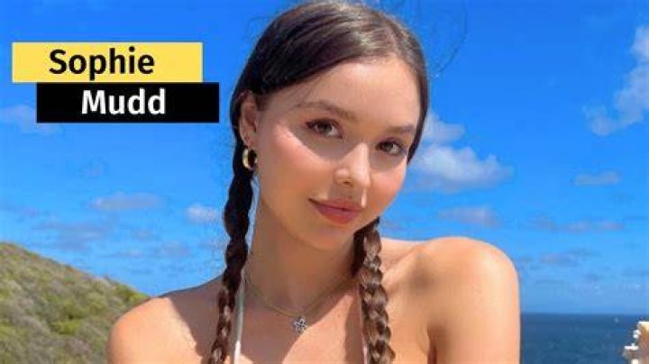 Sophie Mudd Nude Tease Gallery Patreon Celebs News