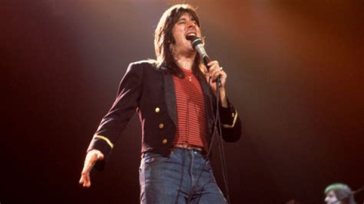 Steve Perry's acappella rendition of Beach Boys 'In My Room' 103.5