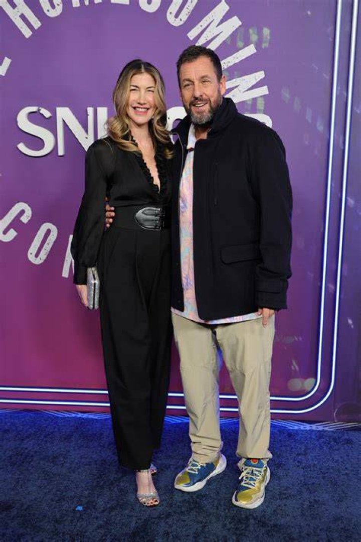 Sunny Sandler Net Worth 2023 Movies Instagram Mother Age