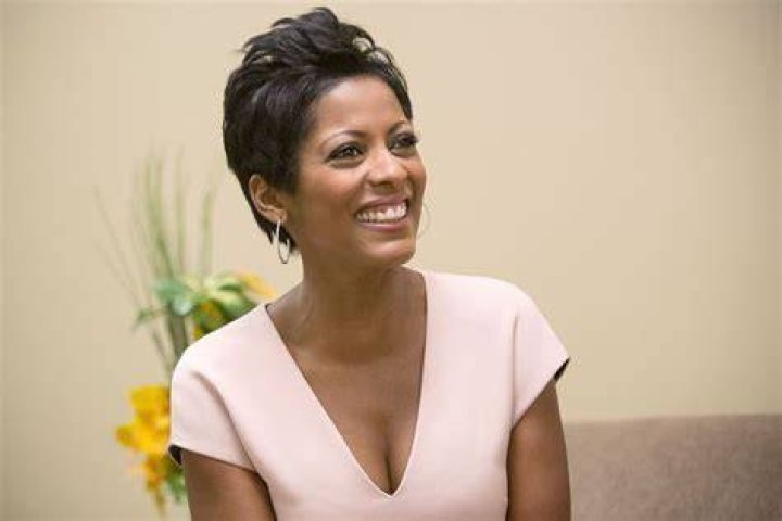 Tamron Hall Female news anchors, News anchor, Tamron hall