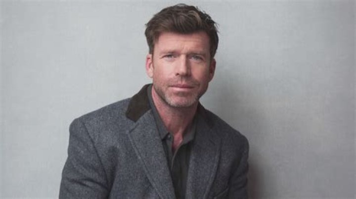 Taylor Sheridan Taylor Sheridan (with wife Nicole Sheridan) wore a