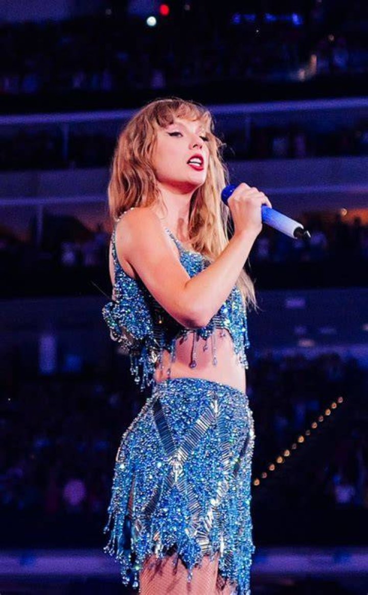 Taylor Swift in Blue Swimsuit 07 GotCeleb