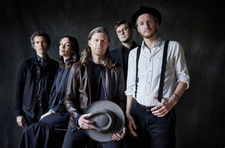 The Lumineers thank fans for helping achieve emissions goals and affect