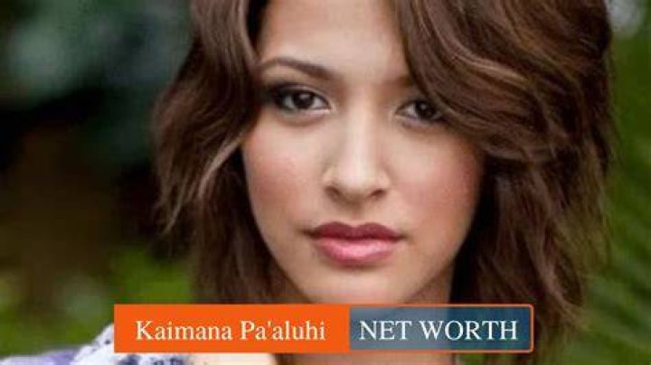 The professional model, Kaimana Pa'aluhi Exwife of Max Holloway; Why