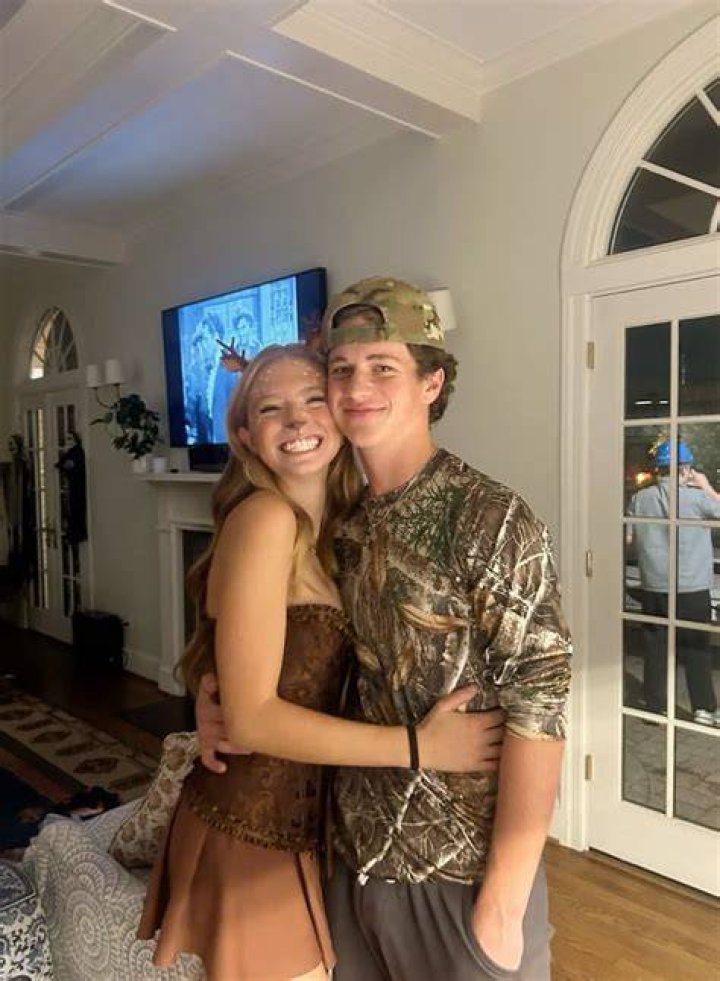TikTok Couple Hunter and Devin Cordle Pregnant with Second Baby