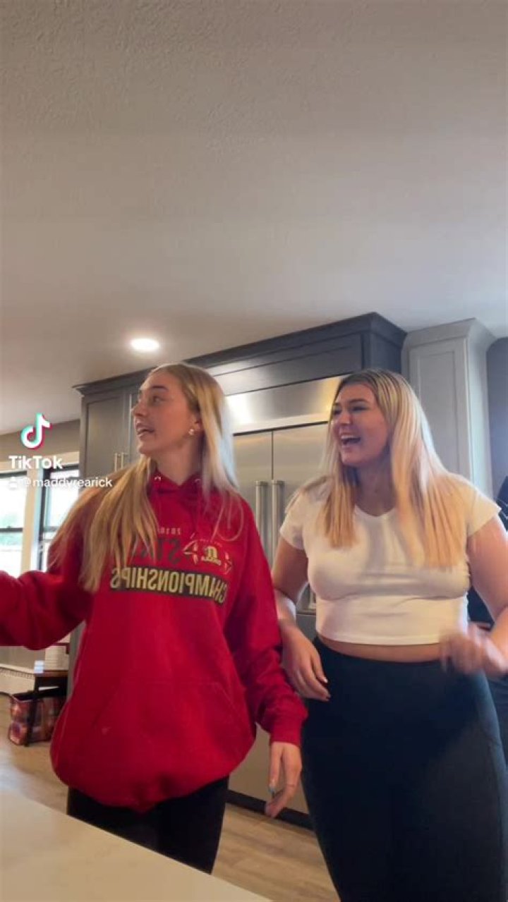 TikTok Sister Group Sorellé Using Fame For Good, Launch Charity Project
