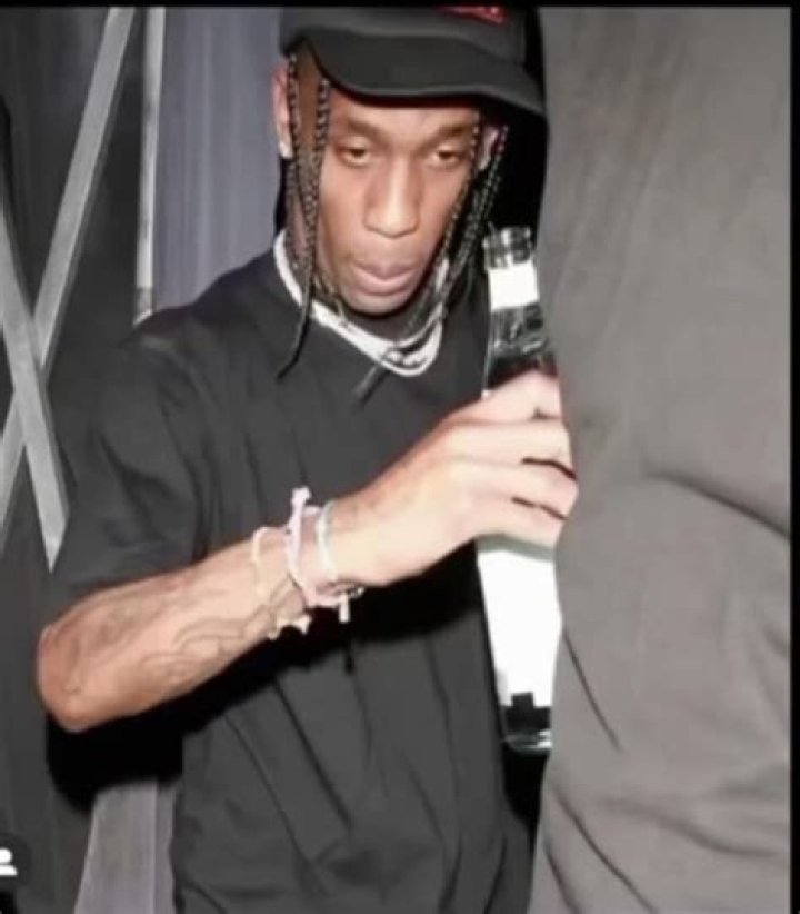 Travis Scott Allergic to photos r/travisscott