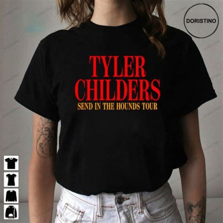 Tyler Childers Send in the Hounds Tour 2023 in Freedom Hall Civic