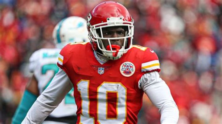 Tyreek Hill On How Close He Was Going To The Jets "Who? The Jets?!"