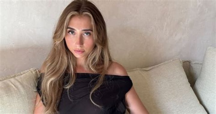 Unveiled: The Lily Daisy Phillips OnlyFans Leak And Its Impact