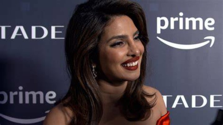 Watch Access Hollywood Highlight Priyanka Chopra Shares New Photo With