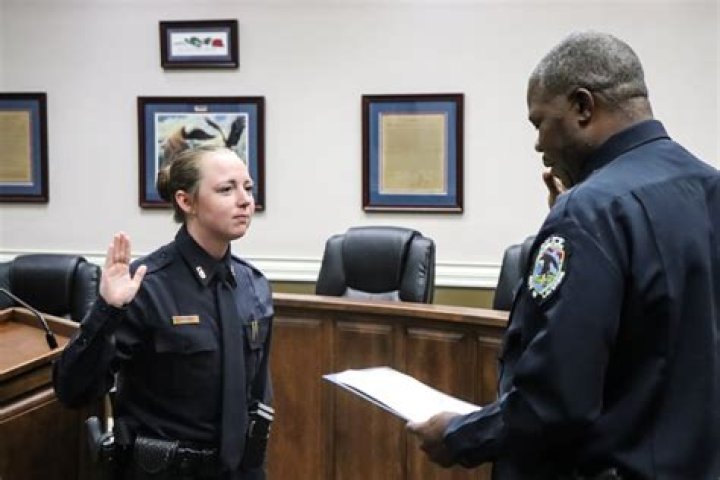 Watch Maegan Hall Police Cop Video & Pictures Leaked On Twitter, Reddit