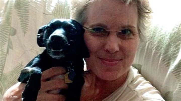 What Happened to Denise Hallowell? Her Death Is the Subject of 'Dateline'