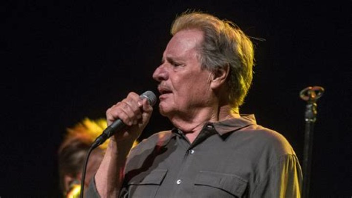 What is Delbert McClinton doing now? Wife, Net Worth, Nationality