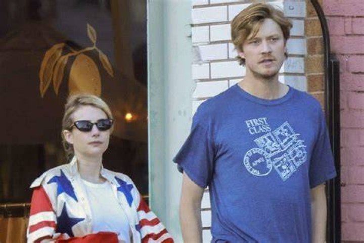 Who Is Emma Roberts Dating? Meet Her Boyfriend Garrett Hedlund Life