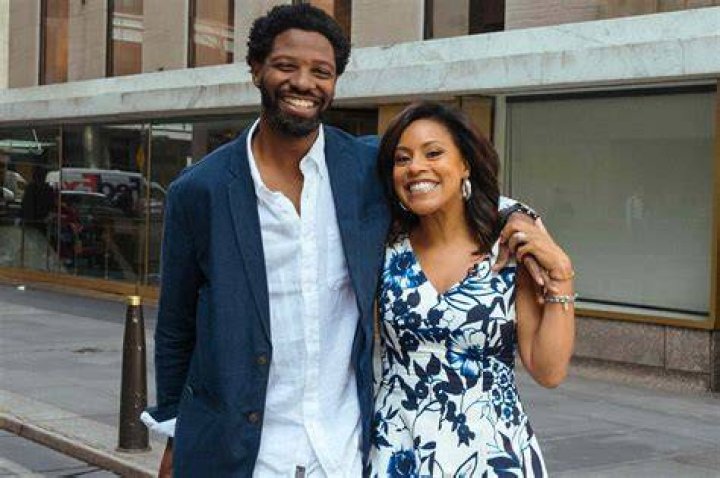 Who Is Jones Husband? Meet Jamie Lennon Kids And Net Worth