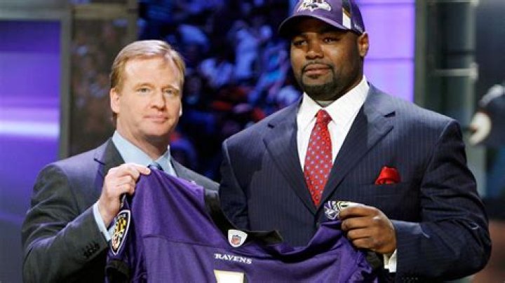 Who is Michael Oher's brother Deljuan Oher? Bio, age, wife, occupation