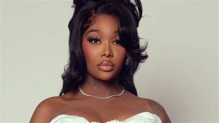 Who is Summer Walker's new boyfriend 'Larry'? Capital XTRA