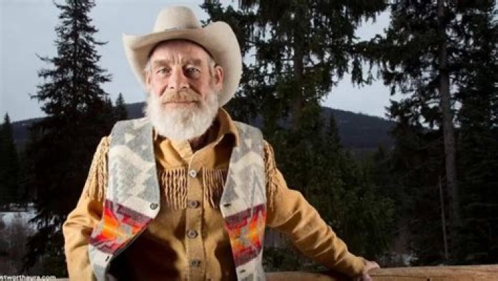 Who Is Tom Oar's Brother? Jack Oar Is More Camera Shy