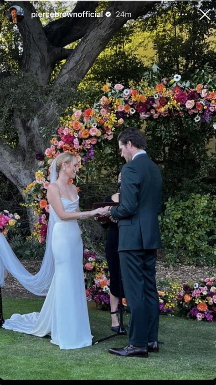 Who was Antonio Pierce married to? Get to know all about his wife and