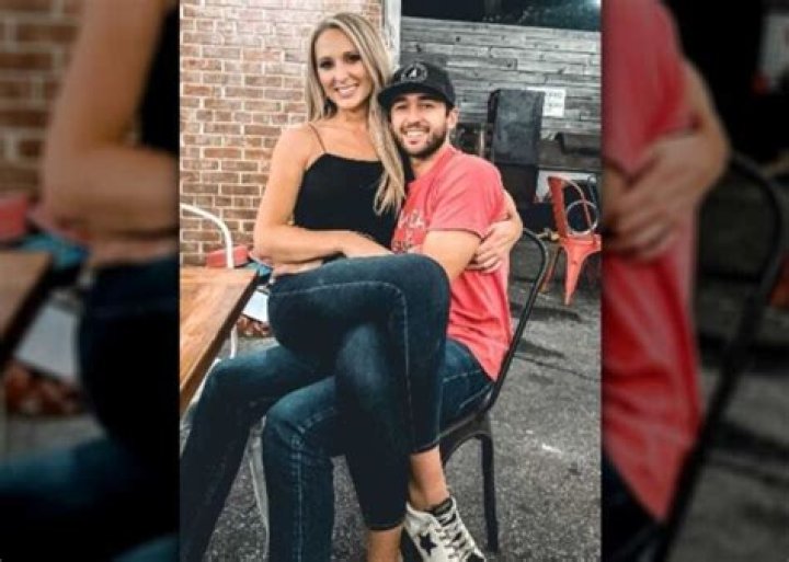 Whom did Chase Elliot married How many children does Chase Elliott have?