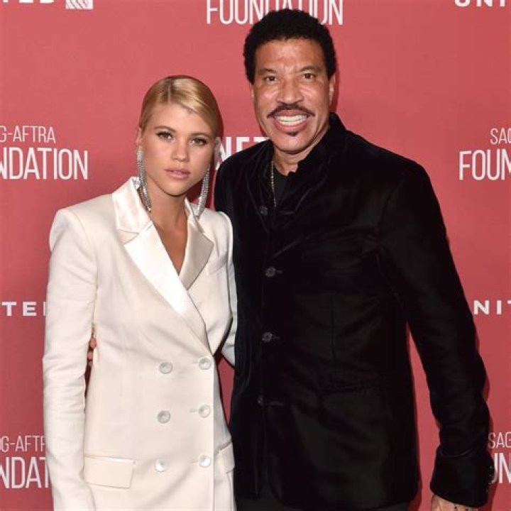 Why Lionel Richie isn't at daughter Sofia Richie's wedding destination