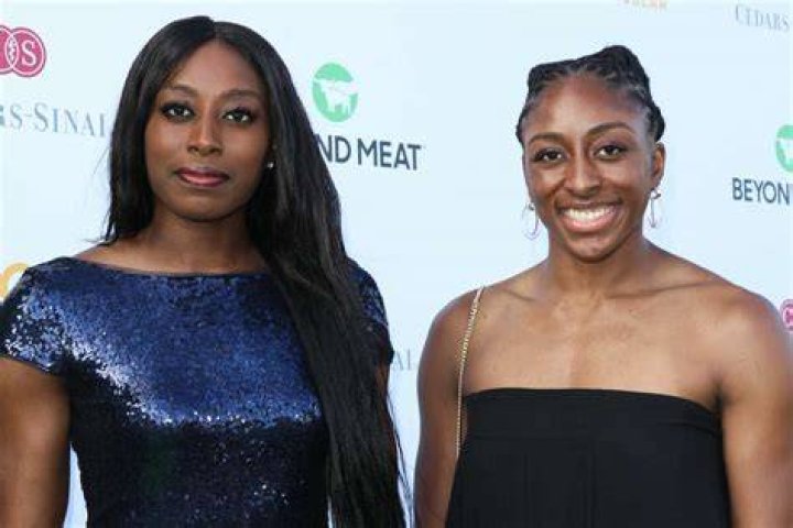 WNBA’s Ogwumike sisters work Election Day polls at Toyota Center