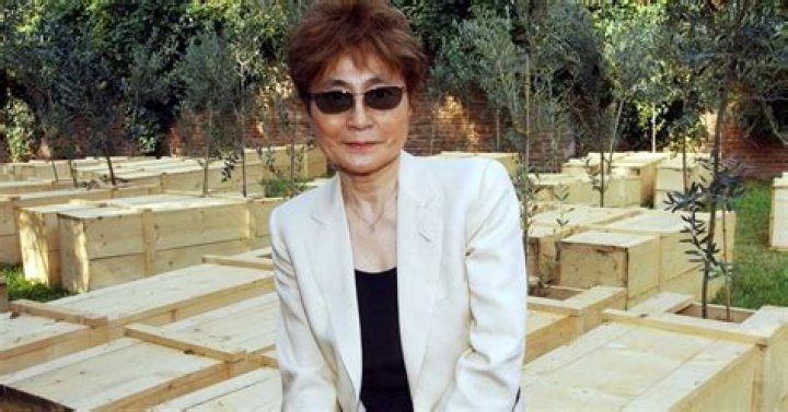 Yoko Ono Bio, Net Worth, Height Famous Births Deaths